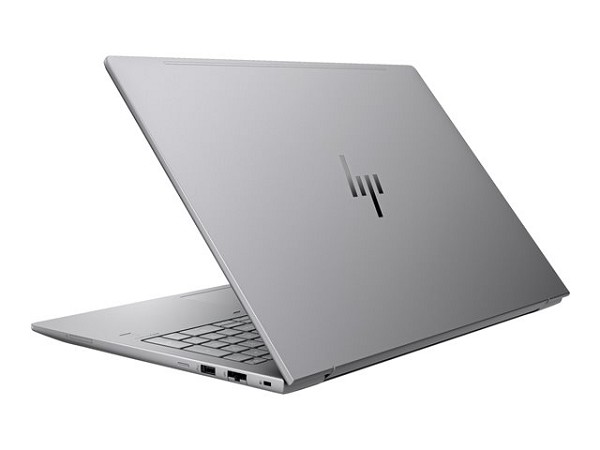 HP ZBook Power G11 A Mobile Workstation - Wolf Pro unten