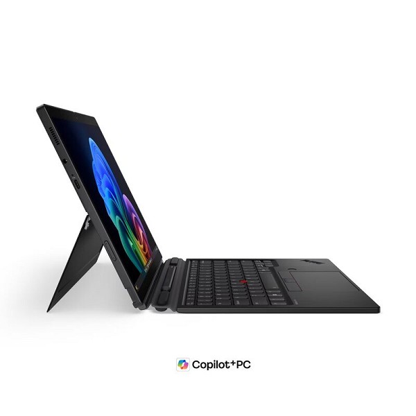 Lenovo ThinkPad X13 Detachable Gen 1, 13", Core Ultra 5 335, oben