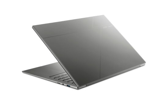 Preview: Acer Swift 16 AI SF16-71T-78HV Intel Core Ultra X7 rechts