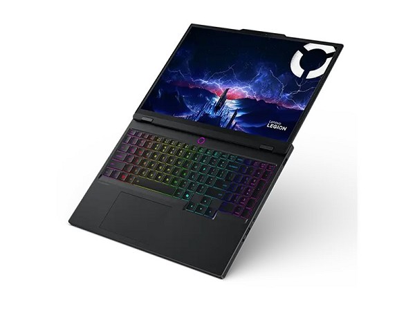 Lenovo Legion Pro 5 15IRX10 -  Core i7 i7-14700HX oben