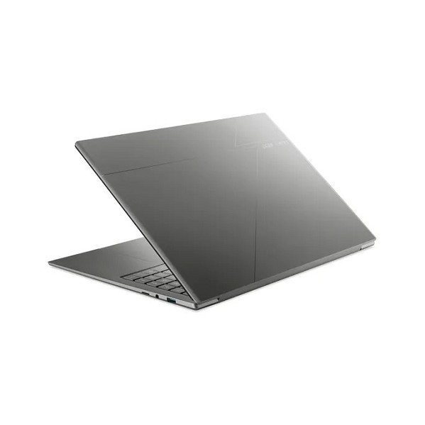Preview: Acer Swift 16 AI OLED, 16