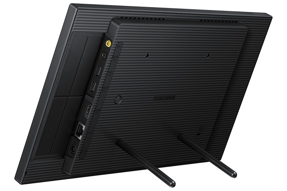 Samsung QB13C-T Digital Signage Flachbildschirm 33 außen
